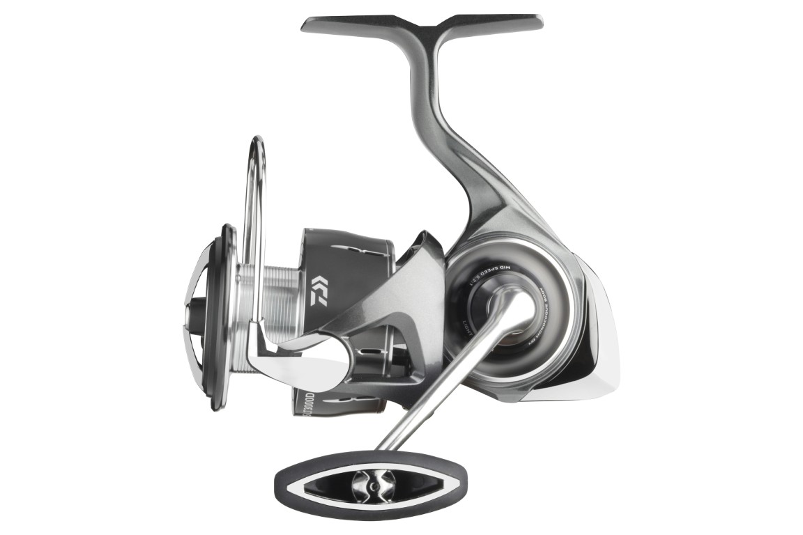 10214-301_11 Daiwa '24 Luvias LT