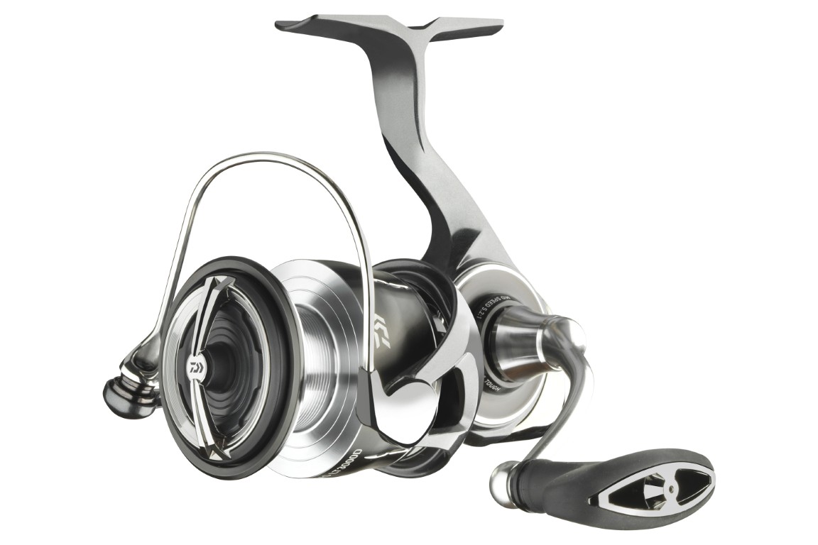 10214-301_12 Daiwa '24 Luvias LT PC